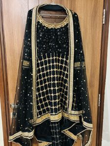 Elegant Black Floral Embroidered Lehenga