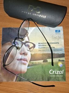 Dayal Optics Glasses Case &amp; Crizal Cloth