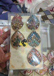 Ethnic saree pins