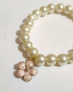 Pearl Sakura Bracelet