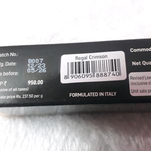 Myglamm Hi Shine Regal Crimson