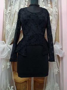 🖤Chic Black Lace Peplum Dress🖤
