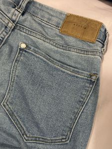 Light Wash Slim Fit Jeans