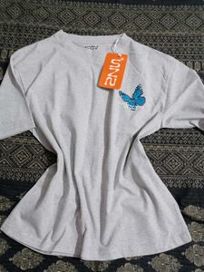 Gray Butterfly Graphic T-Shirt