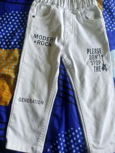 Black Shirt; White Pant And Velvet Type Pan