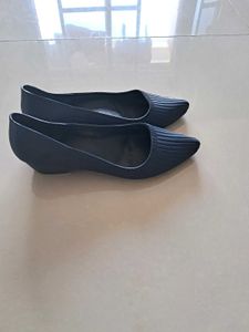 Pointed Flats