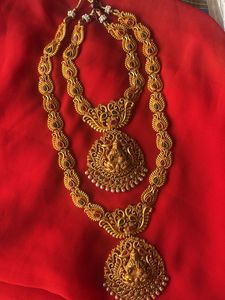 Elegant Necklace Set