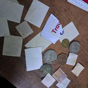 Assorted vintage collectibles : coins &amp; stamps