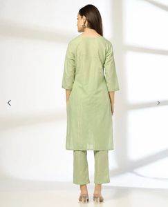 Avaasa mix n match kurta with pant set