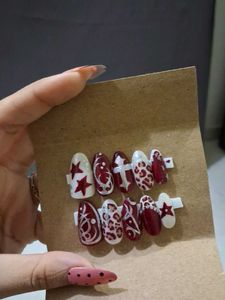 Designer Press-On Nails Set