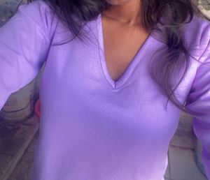 Stylish Lavender Crop Top