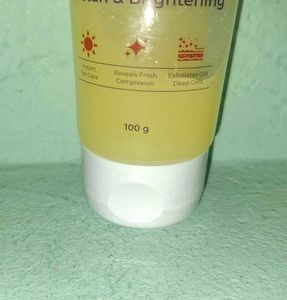 Sanfe kesar instant glow Exfoliating gel