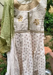 Elegant Cream &amp; Gold Kurta Set with Dupatta