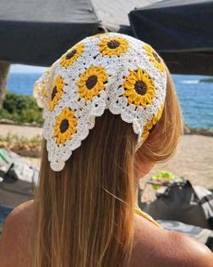 ✨Crocheted Bandana scarf🍒