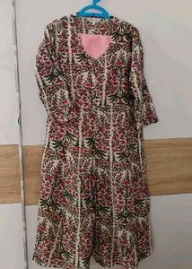 Bhama Couture Floral Print Kurta set.