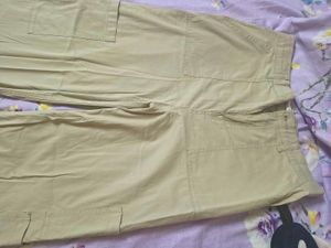 Khaki Cargo Pants(Size L)