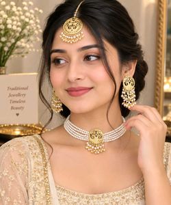 Stunning Traditional Pearl Jewellery Set
