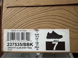SKECHERS Arch Fit Glide Step Trail