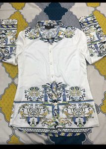 Elegant White Printed stain top