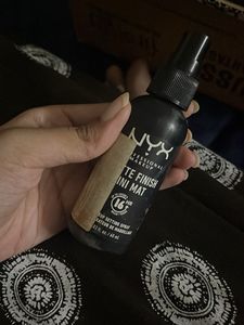 NYX Matte Finish Makeup Setting Spray