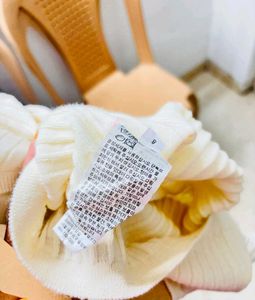 UNIQLO Cream Ribbed Knit T-Shirt