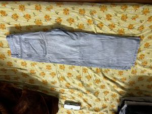 Light Wash Relaxed Fit Jeans