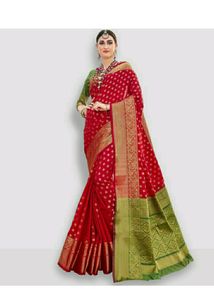 🤩Embellished Silk Blend Saree🤩