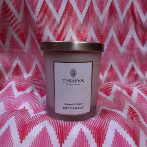 Tishya Kumud &amp; Nilgiri Soy Candle