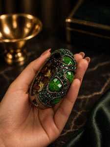 Exquisite Emerald &amp; Crystal Bangle ❤️