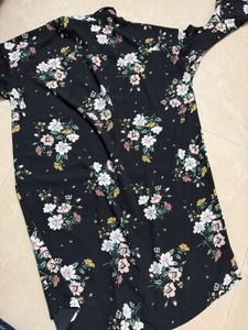 Chic Floral Print Button-Up Top