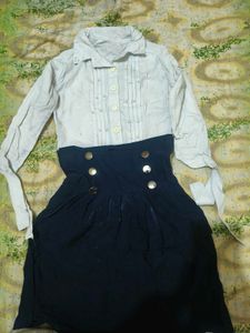 Chic Navy & White Dress with Pearl Accents