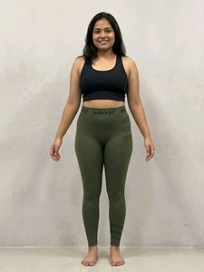 Bekkin Camo Seamless Leggings Free Size 28 to 32