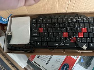 Quantum Keyboard +mouse Set Unused