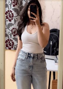 SAVANA Ribbed White Halter Crop Top