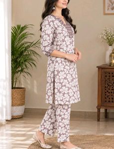 Floral Print Kurta with pant