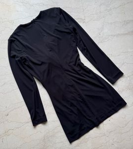 Zara Chic Black Ruched Long Sleeve Dress