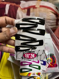 Black Snap Hair Clips