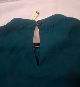 Elegant Green Long Sleeve Blouse