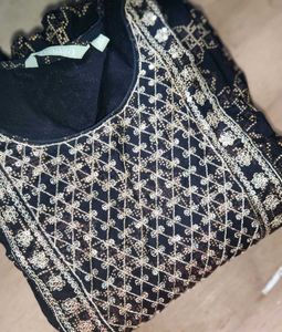 Embroidered Black Kurta xs avaasa