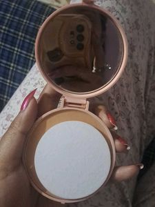 Blue Heaven Get Bright Compact Powder