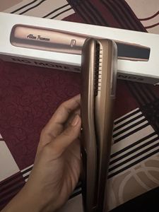 Alan Truman Hair Styler