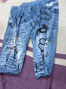 Graphic Print Denim Jeans