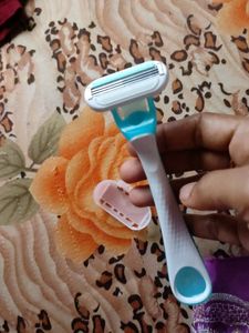 Venus Women Razor