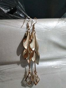 Long Dezine Golden Colour Earings
