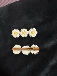 Daisy Hair Clips - Set of 2