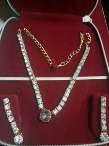 New Unused Stone Jewellery Set