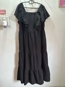 Deebaco Chic Black Tiered Maxi Dress