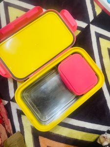 girlish tiffin box