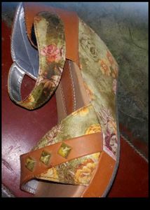 Stylish Wedge Heels