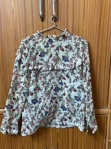 Floral Print Ruffled Neck Top